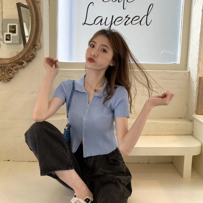 Женский короткий свитер на молнии облегающий кардиган с коротким рукавом и