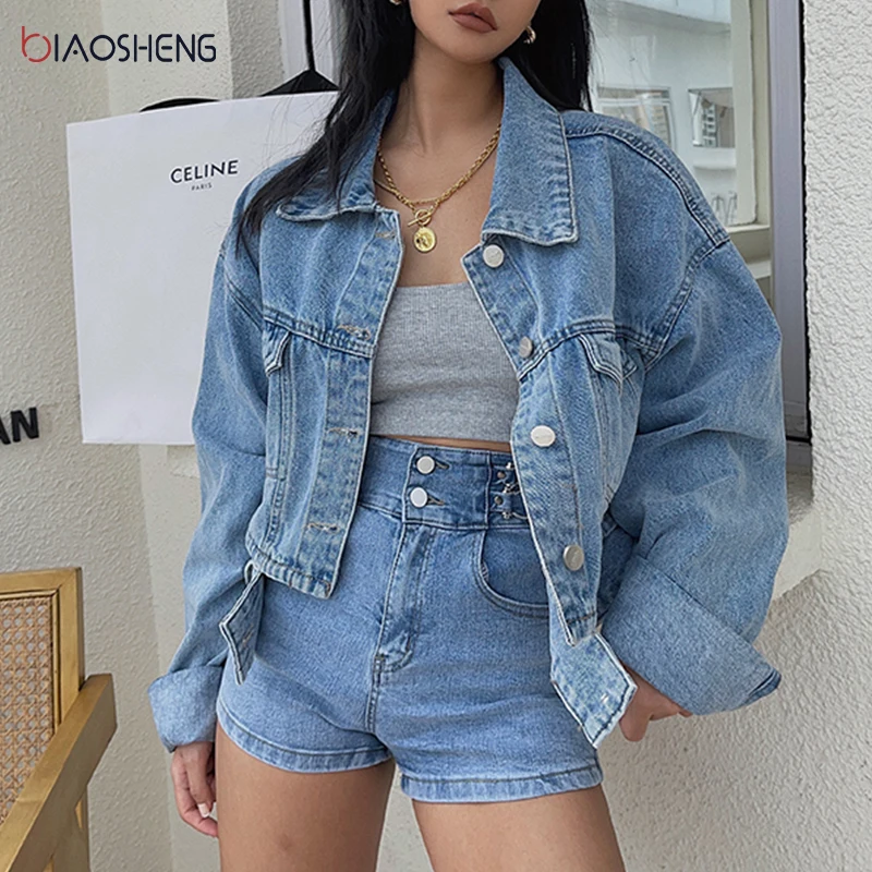 Женская короткая джинсовая куртка однобортная модная ВИНТАЖНАЯ ДЖИНСОВАЯ