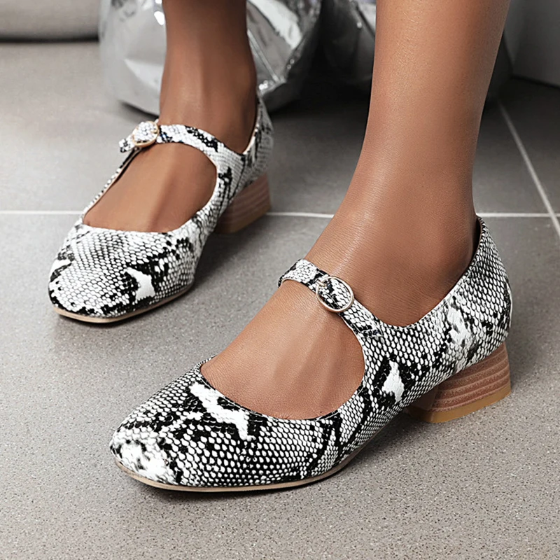 Большой размер 34 43 Модные женские сандалии с квадратным носком ремешком и