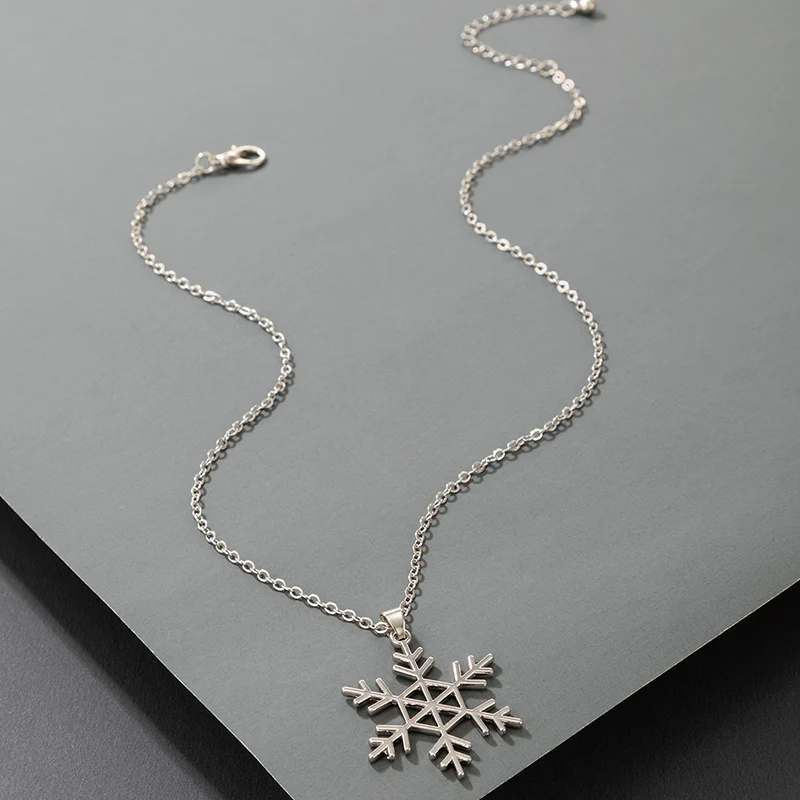 Женское Ожерелье-чокер с бантом в виде деда мороза снежинки