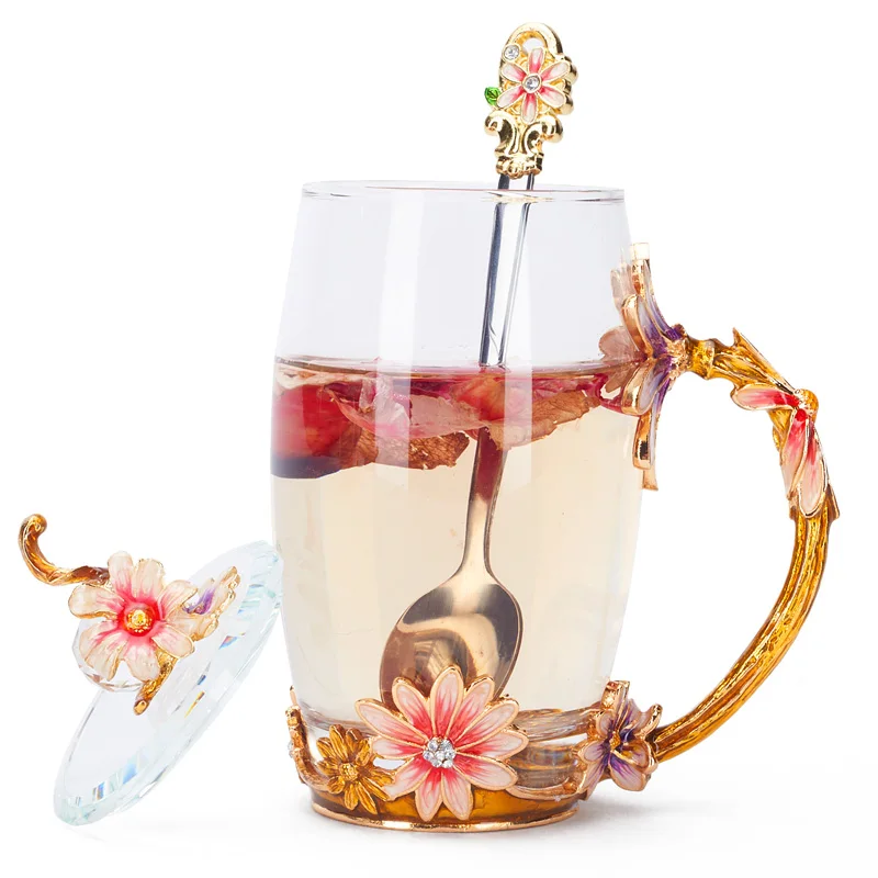 Кружка Red Rose Enamel Crystal с цветочным узором и ручкой - идеальный подарок для любимого человека на свадьбу.