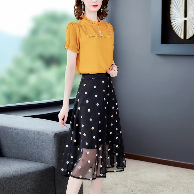 2021 в Корейском стиле черного цвета с принтом виде ромашек шифоновое платье миди