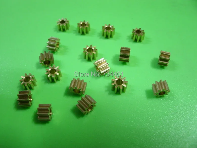 

0.5m/9 teeth / hole 2.3/ Height 3.5/ spot copper/Gear with 380 motor