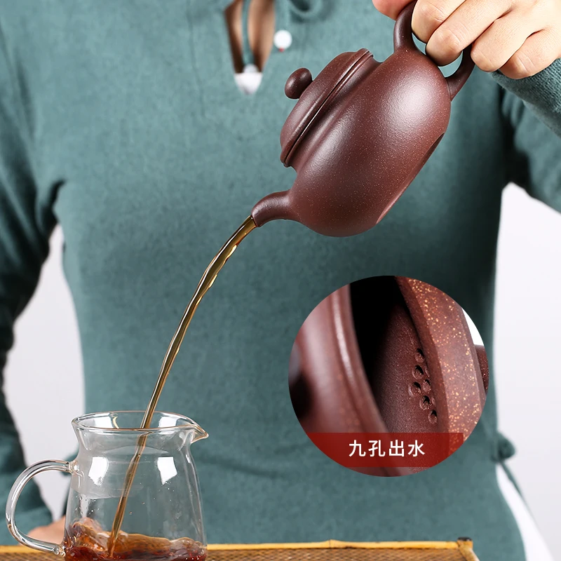 

Guyuetang Yixing famous purple clay teapot pure handmade teapot