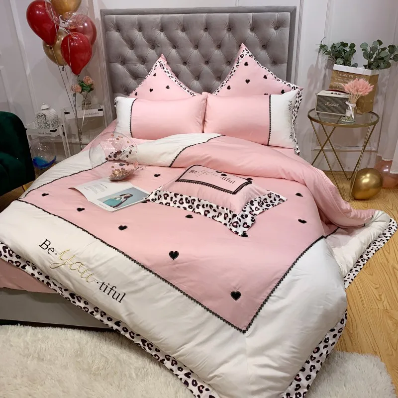 

Luxury Embroidery Egyptian cotton Wedding Bedding sets Queen King Duvet cover Bed sheet Pillowcase pink Leopard 4pcs bedclothes