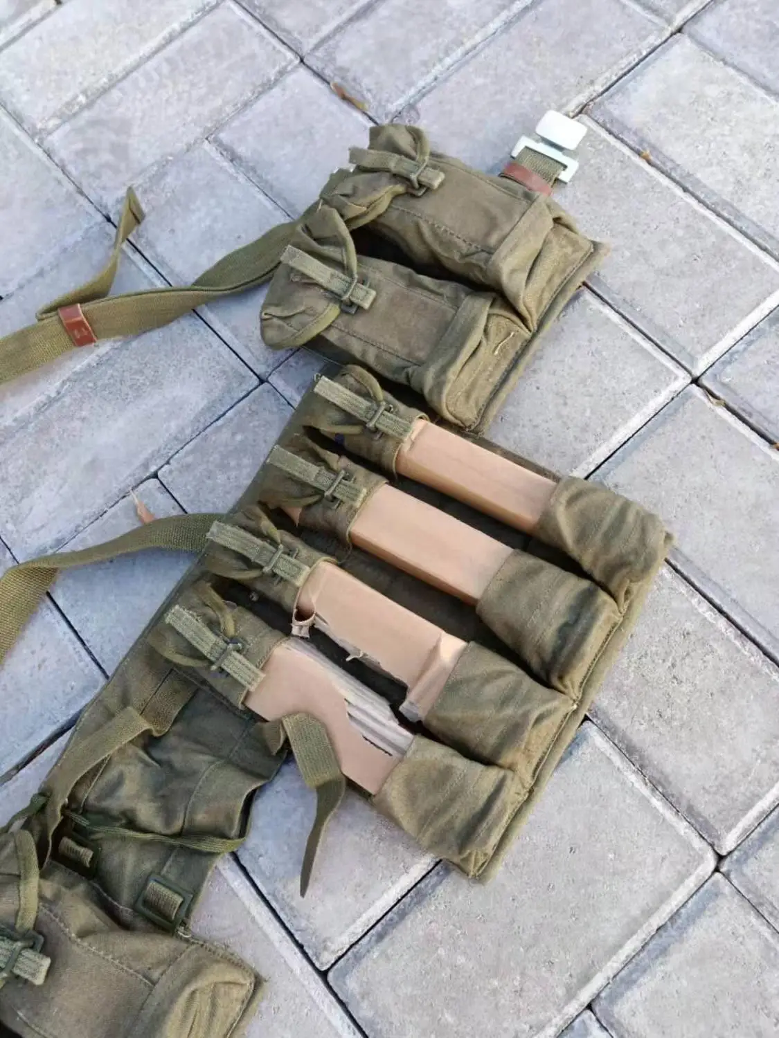 Вьетнамская война китайский Тип 63 нагрудный патрон старинная