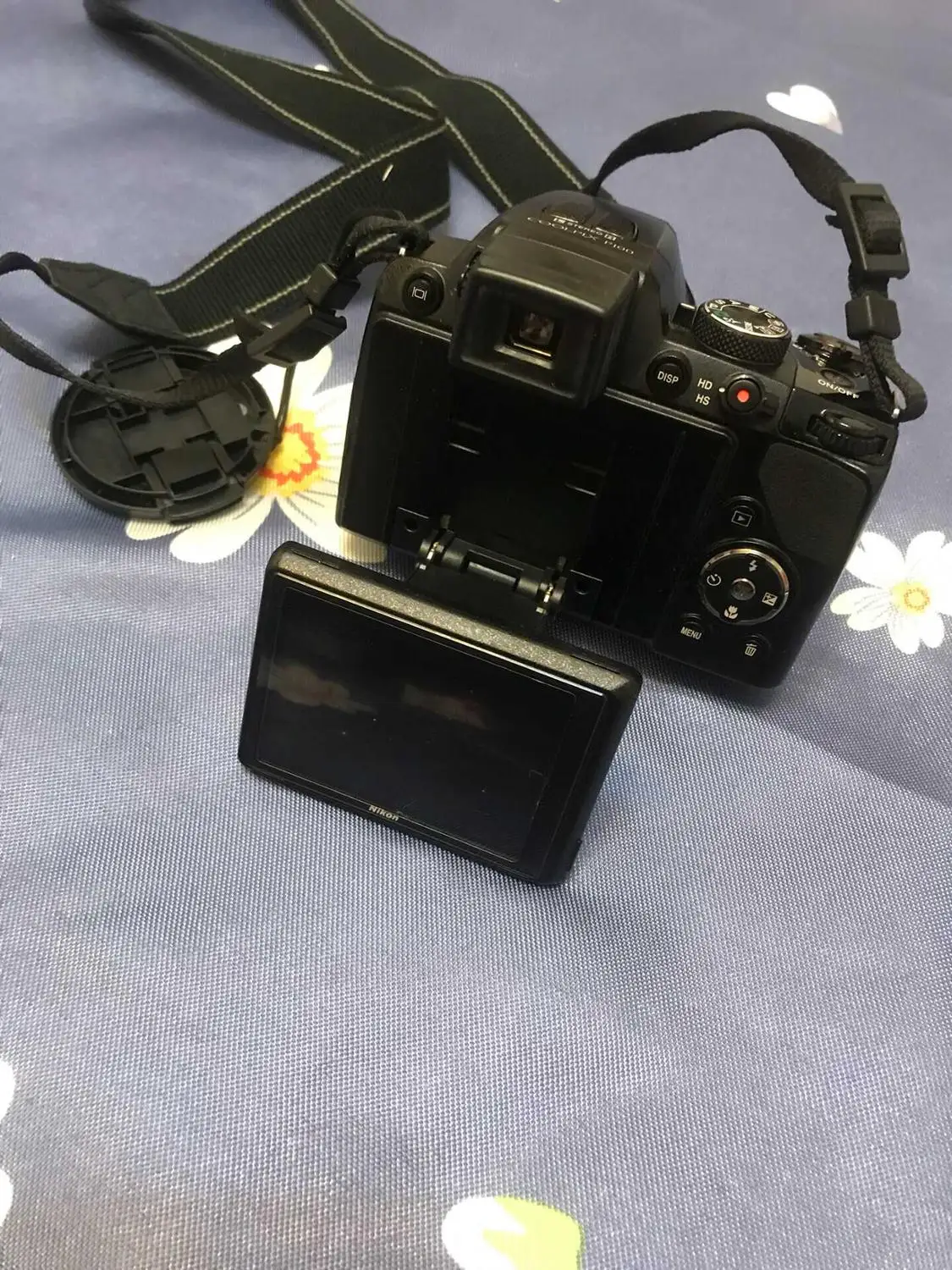 Камера NIKON P100 Coolpix б/у цифровая камера 10 МП с оптическим уменьшением вибрации 26x (VR)