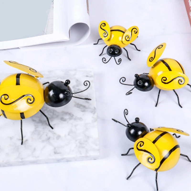 

4Pcs Wall Hanging Pendant Adorable Bee Shaped Decor Home Wall Art Craft Yellow