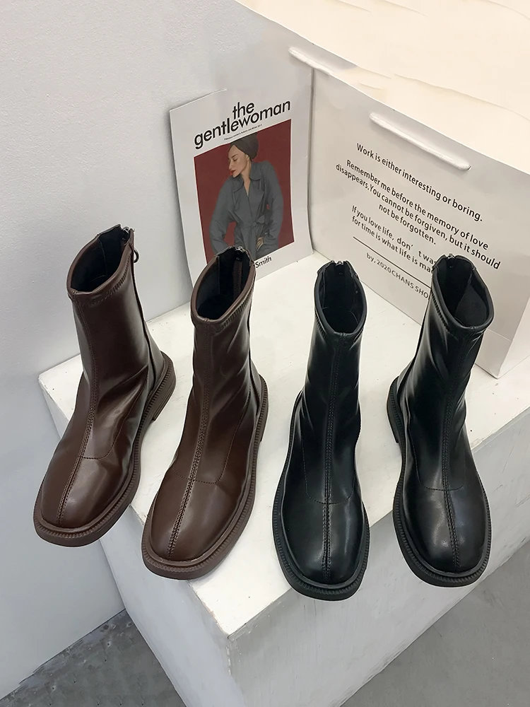 

Женские ботинки с круглым носком, до середины икры, на молнии