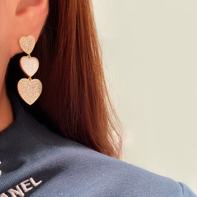 

Diamond love earrings temperament high-end earrings