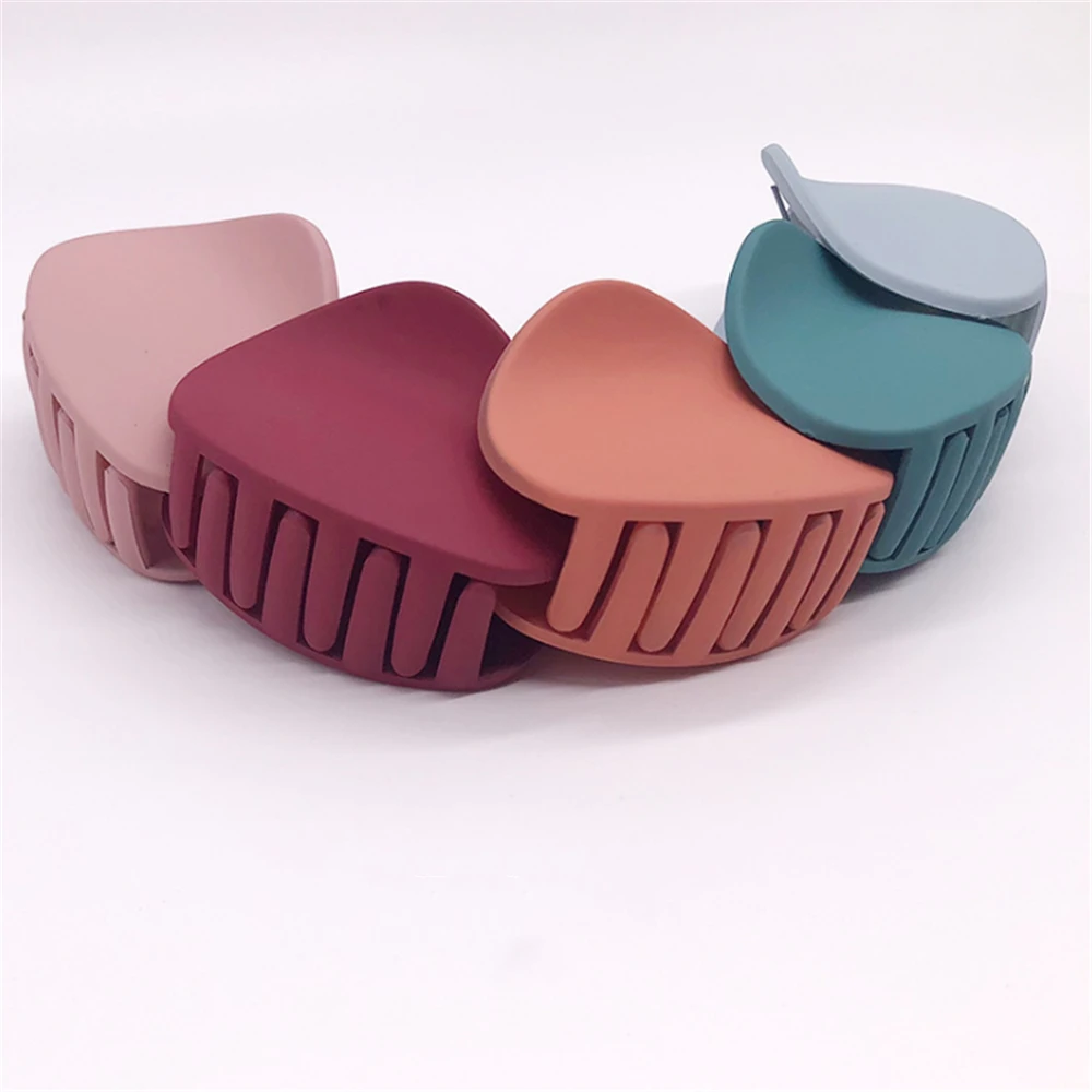 1 шт. мoдный дизaйн заколки для волос женщин обувь девочек одноцветное Цвет Краб в