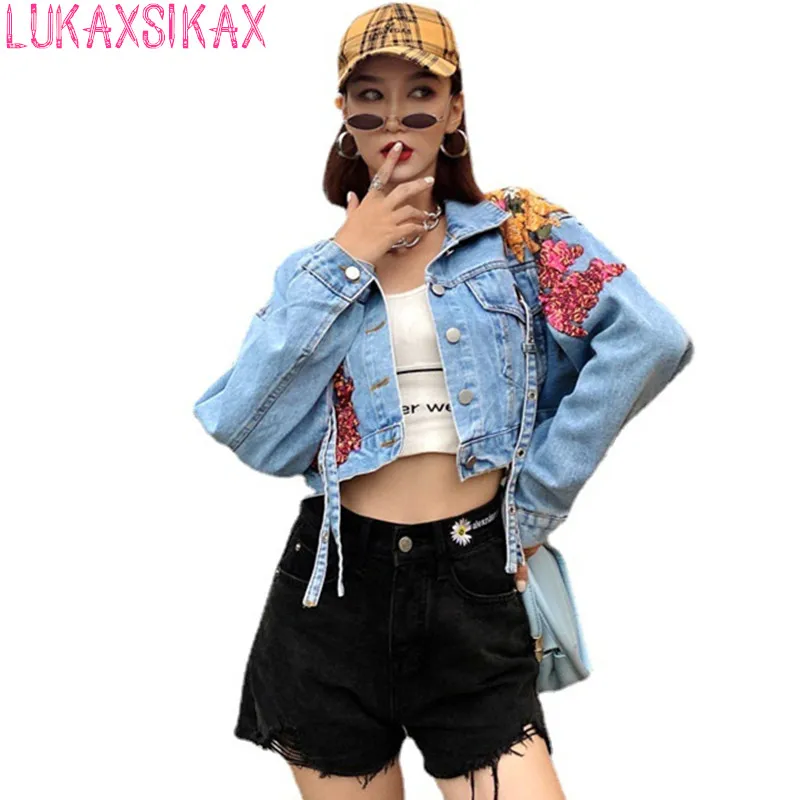 

LUKAXSIKAX 2021 новая Демисезонная женская джинсовая куртка высокого качества модная короткая джинсовая куртка с блестками и цветочной вышивкой