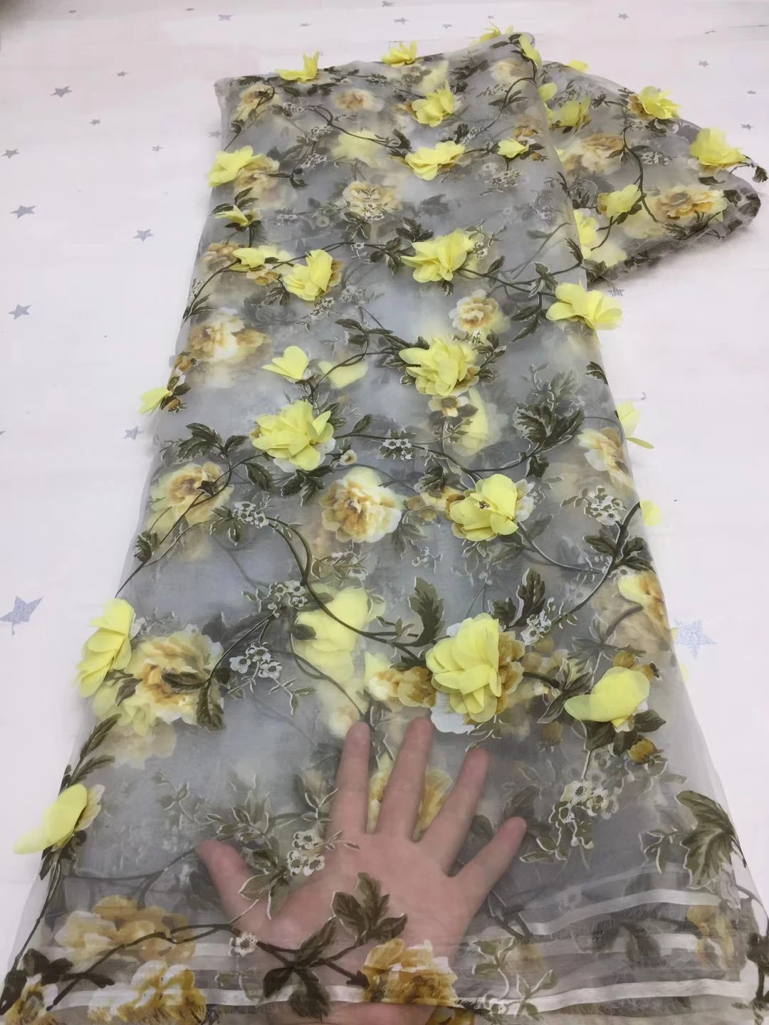 

High-end Nigerian 3D wedding lace fabric yellow latest African Glass Tulle Lace, French lace fabric 2020, dubai classic dress