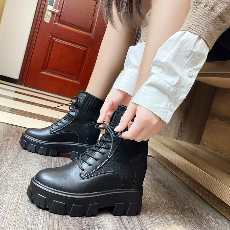 

high Autumn boots leather new cm in autumn and winter small thick soled boots