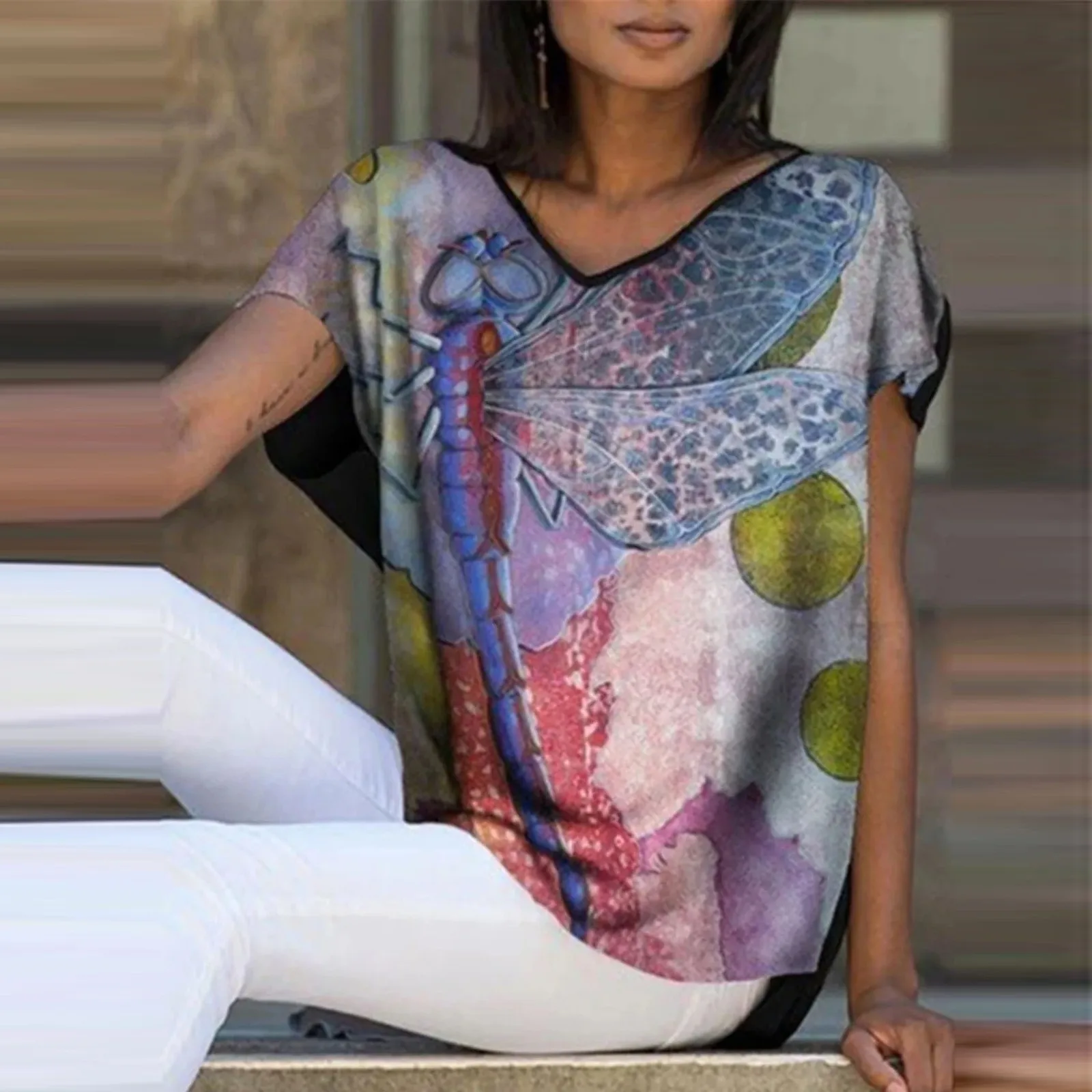 

Ladies casual fashion loose V-neck impression printed short-sleeved top Ladies casual fashion loose printed short-sleeved top