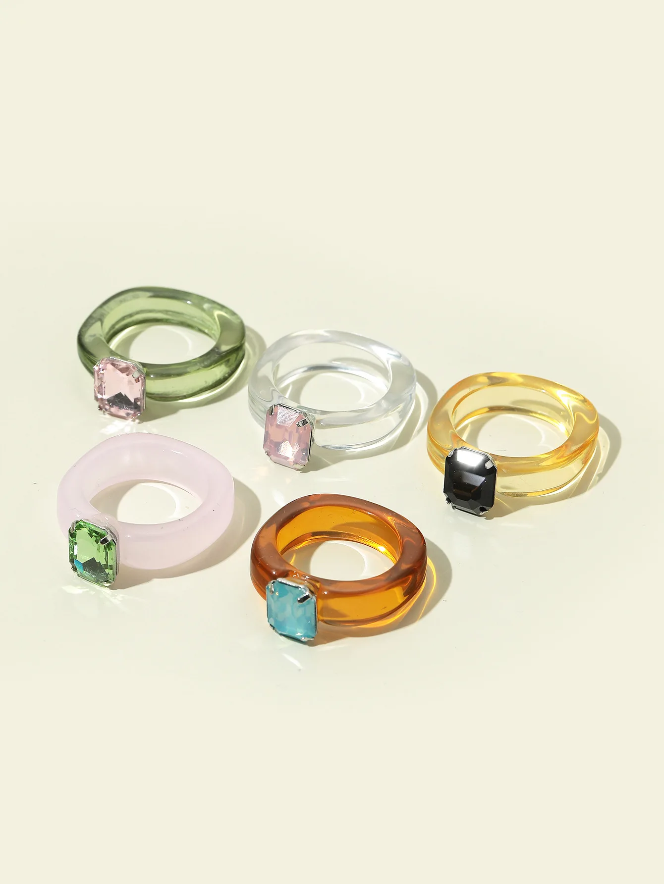 

New Vintage Transparent Acrylic Colorful Rectangle Rhinestone Geometric Rectangle Finger Rings For Women Girls Wedding Jewelry