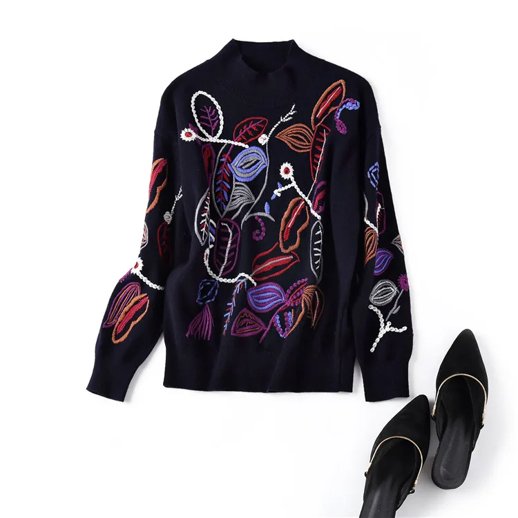 

European and American women's wear 2020 winter new style Long-sleeved leaf embroidery Fashion knit sweater