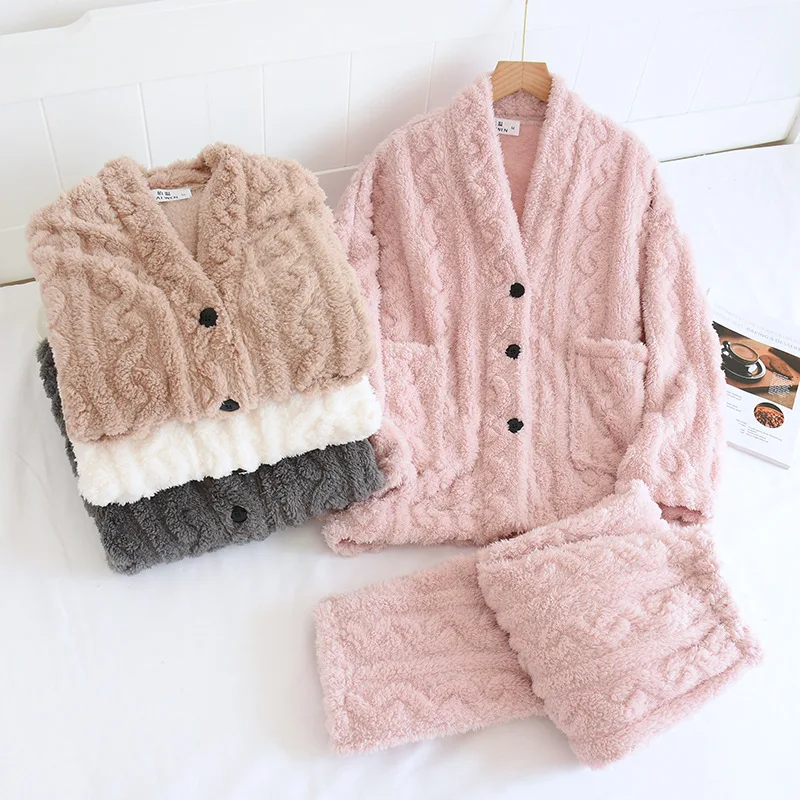 

Winter Pajama Sets Women Flannel Sleepwear Thick Warm Velvet Homewear Suit Fashion V-Neck Pajamas Female Loose Home Clothes