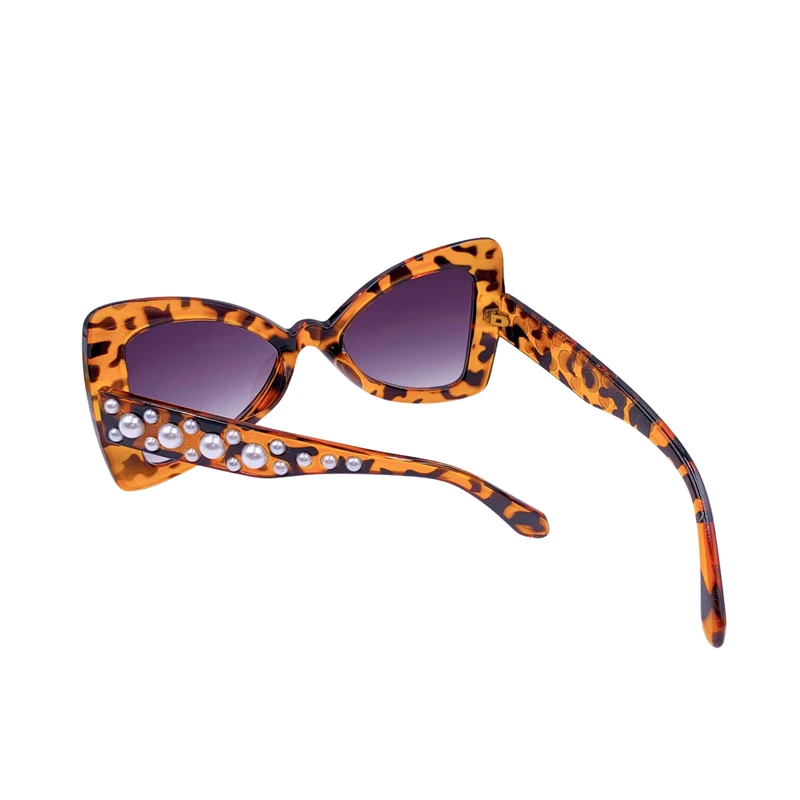 

New Kids Triangle Sunglasses UV400 Protection Retro Tinted Sunglasses with Pearls for Boys Girls