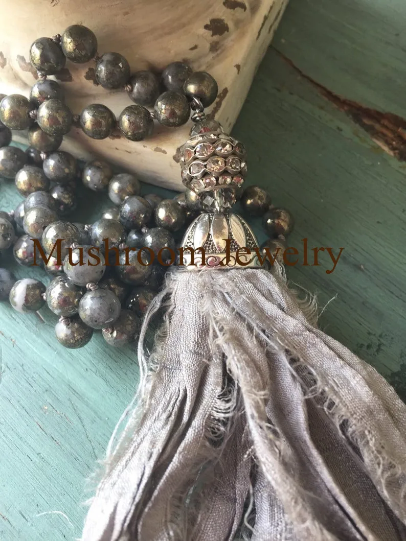 Boho узлом Пирит Камень Цепочки и ожерелья сари ожерелье с шелковой кисточкой