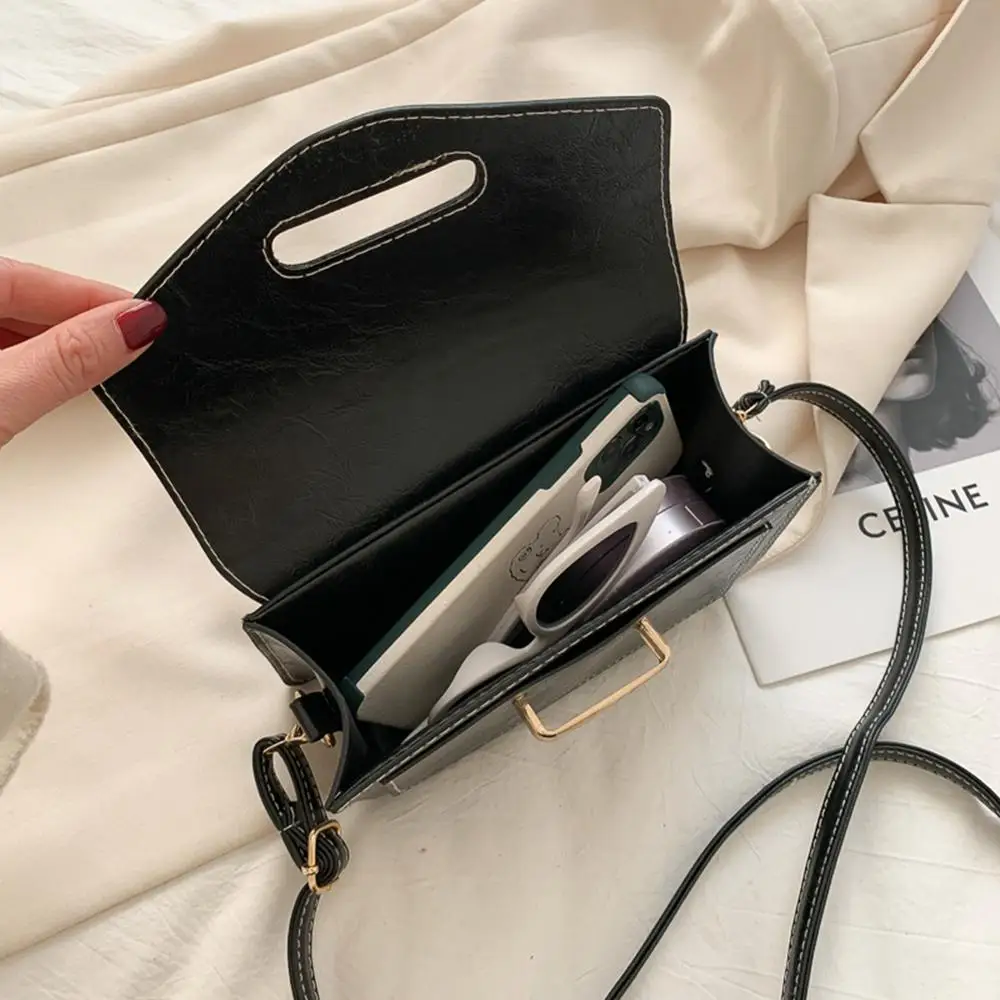 

Simply Crossbody Bag PU Leather Solid Color Simple Messenger Bag Lady Chain Travel Small Handbags for Women 2020