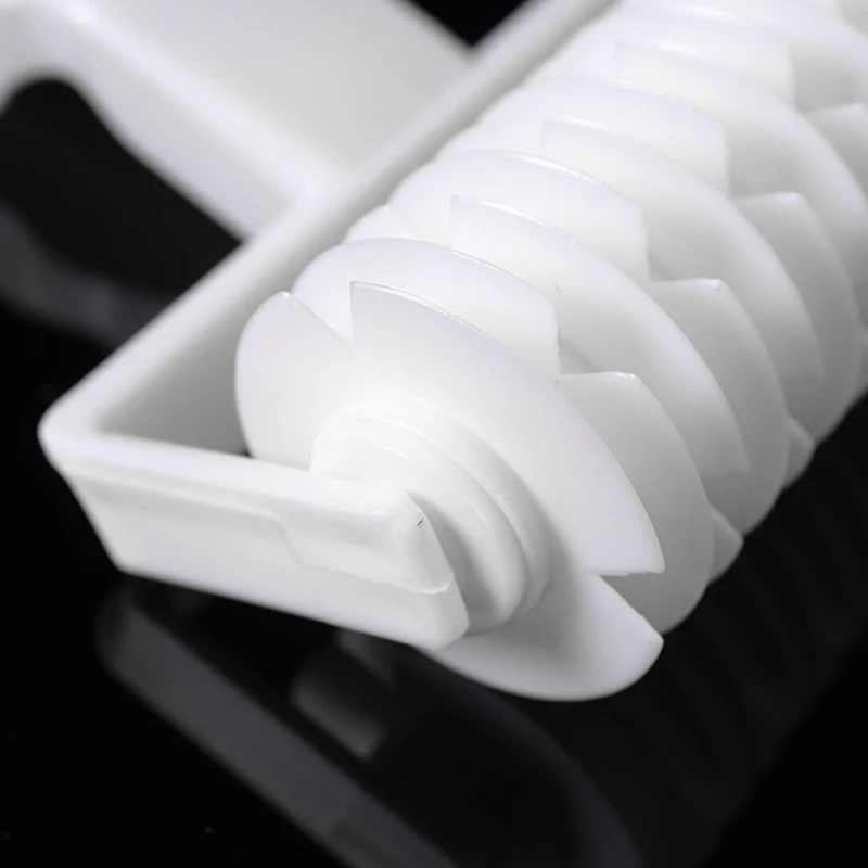 

DIY Pizza Biscuit Pastry Spatulas Plastic Pull Net Wheel Knife Mesh Butterflies Cutter Cakes Fondant Cake Decorating Baking Tool