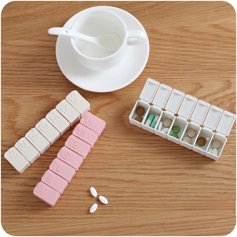 

7 Days A Week Pill Box Household Food Grade Plastic Sealed Drug Storage Box Fan Sub-packing Box Organizer Portable for Travel