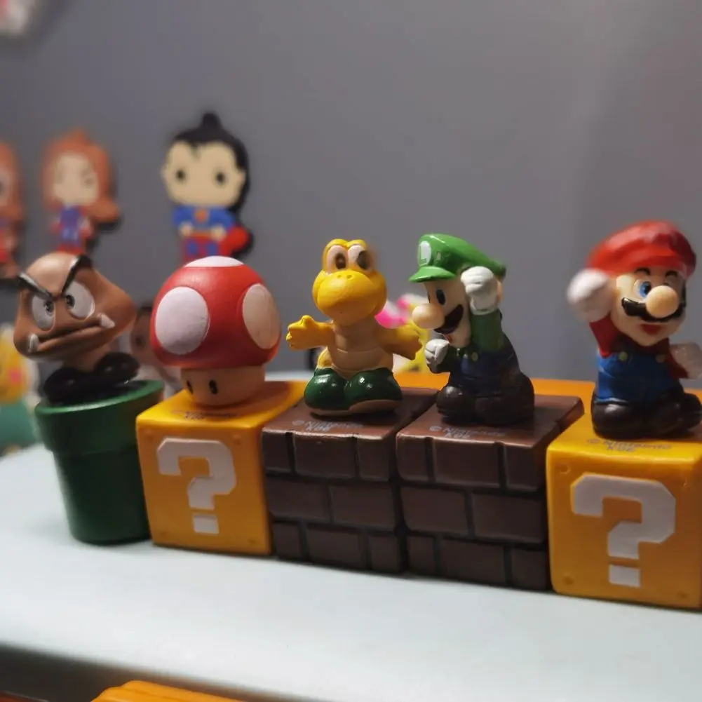 

Маленькие пластиковые украшения для дома в стиле Super Mario