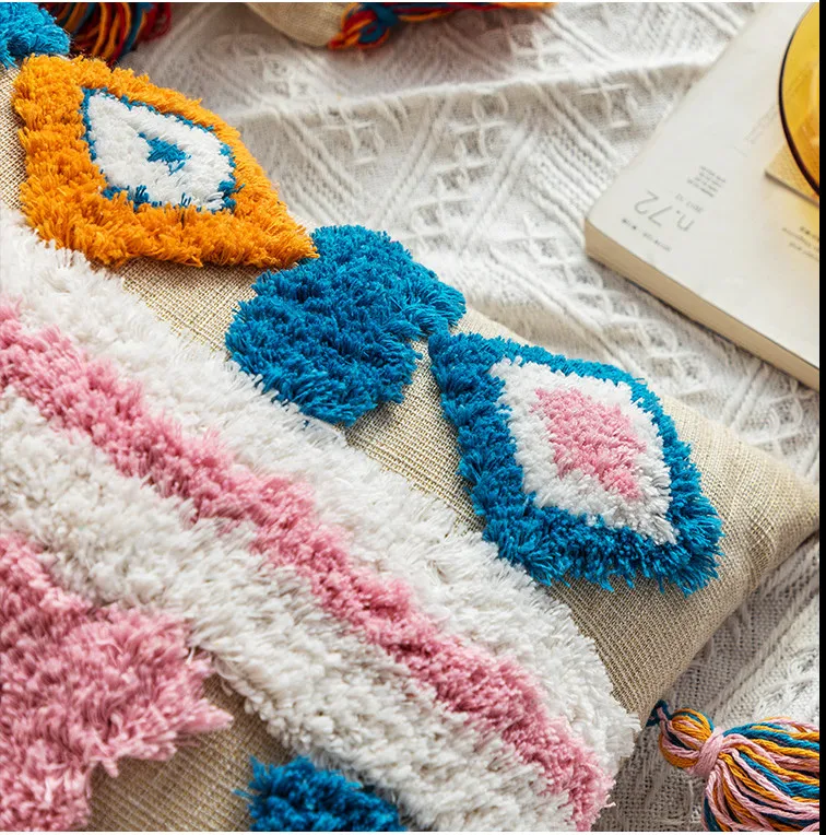 Покрытие для подушки с геометрической вышивкой из золотистого льна, марокканская наволочка с кисточками, прямоугольная подушка размером 45x45 см/30x50 см.