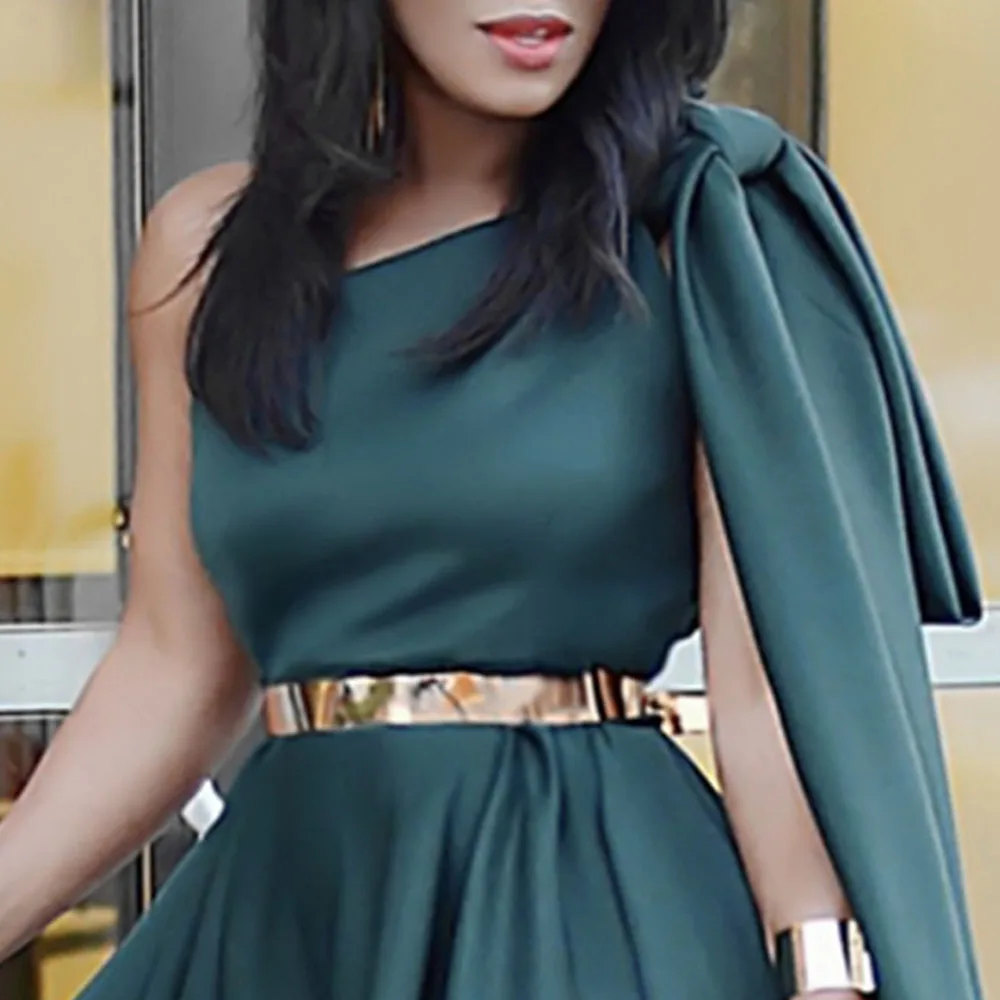 Платье женское на одно плечо шикарное однотонное элегантное вечернее милое