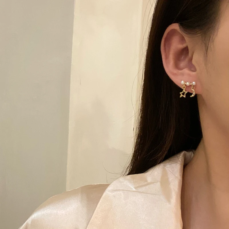 

Delicate Jewelry Fashion Statement Earrings Popular Design Elegant Simulated Pearl Moon Star Earrings For Women Gifts