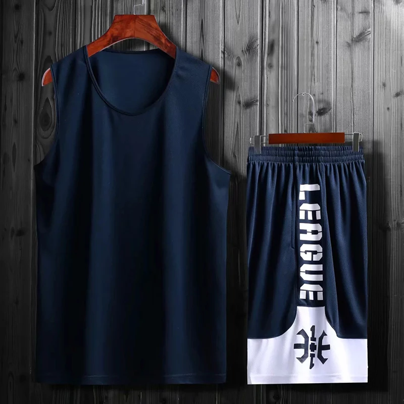 

Sportswear & Accessories