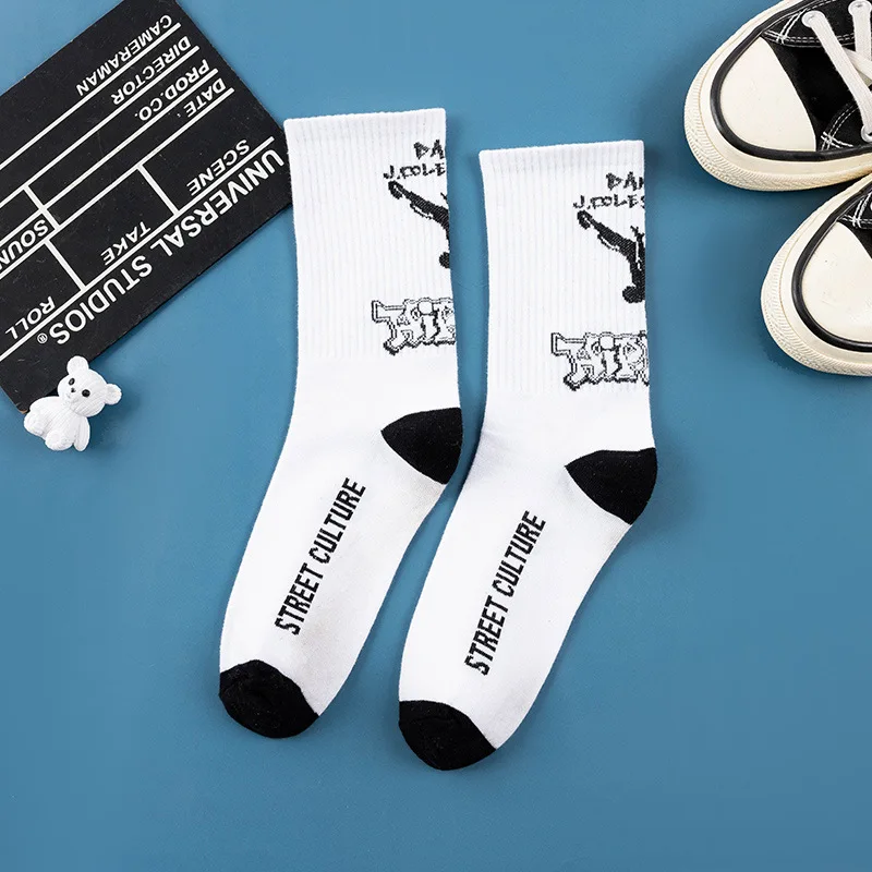 

1Pair Hip Hop Men Socks Cartoon Letter Pattern Japanese Style Creative Graffiti Socks Breathable Skateboard Cotton Socks