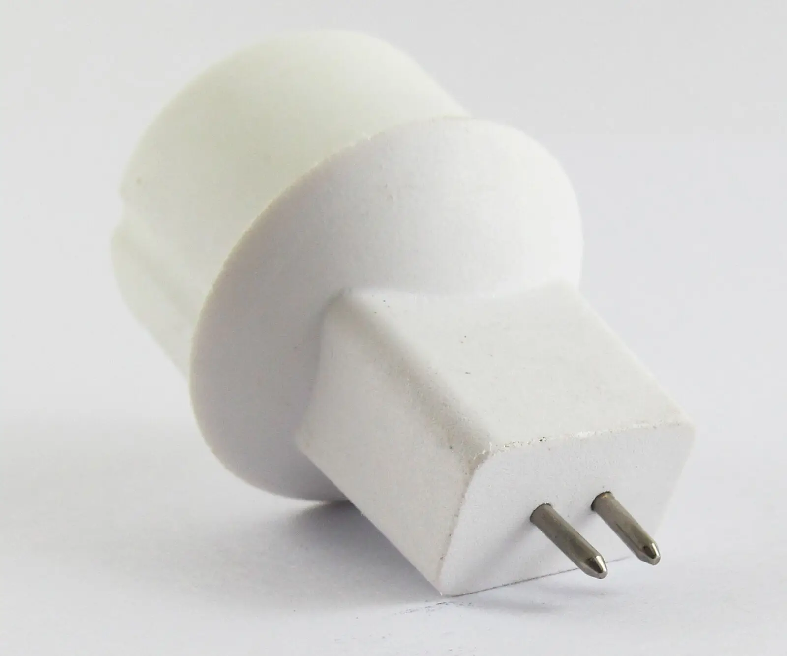 Адаптер для светодиодной галогенной компактной люминесцентной лампы 1 шт. |