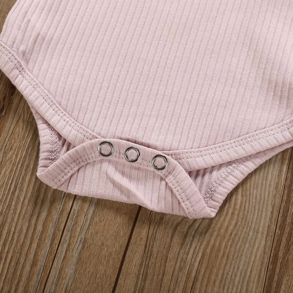 Комплект одежды для новорожденных девочек комбинезон + шорты с цветочным