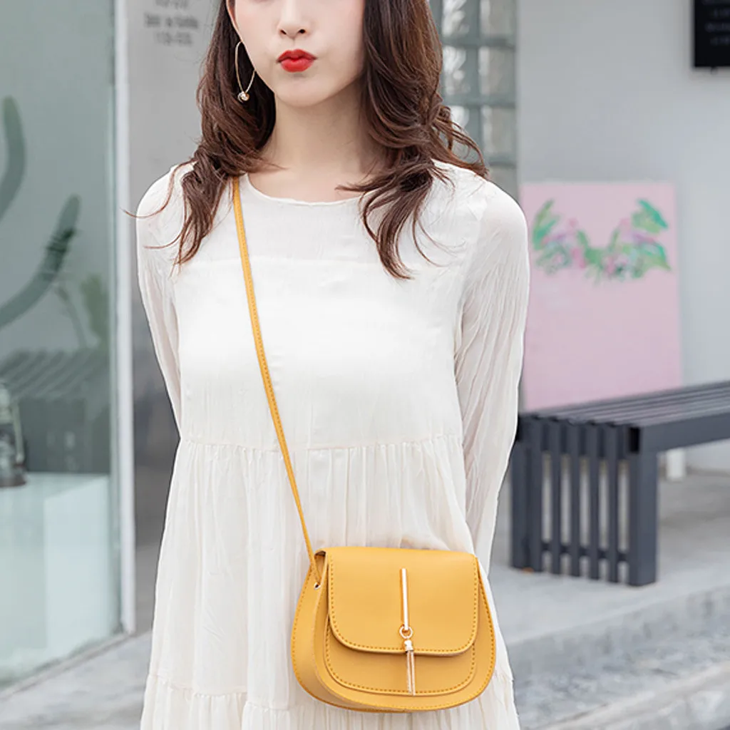 Женская сумка мессенджер из ПУ кожи модная Маленькая желтая с кисточками для