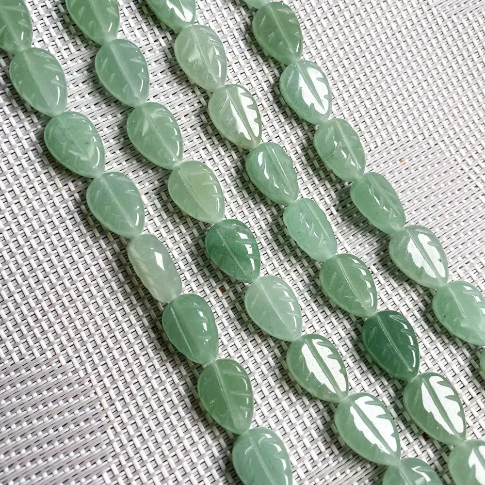 Бусины из натурального камня полуобработанные в форме листа кристаллы россыпью