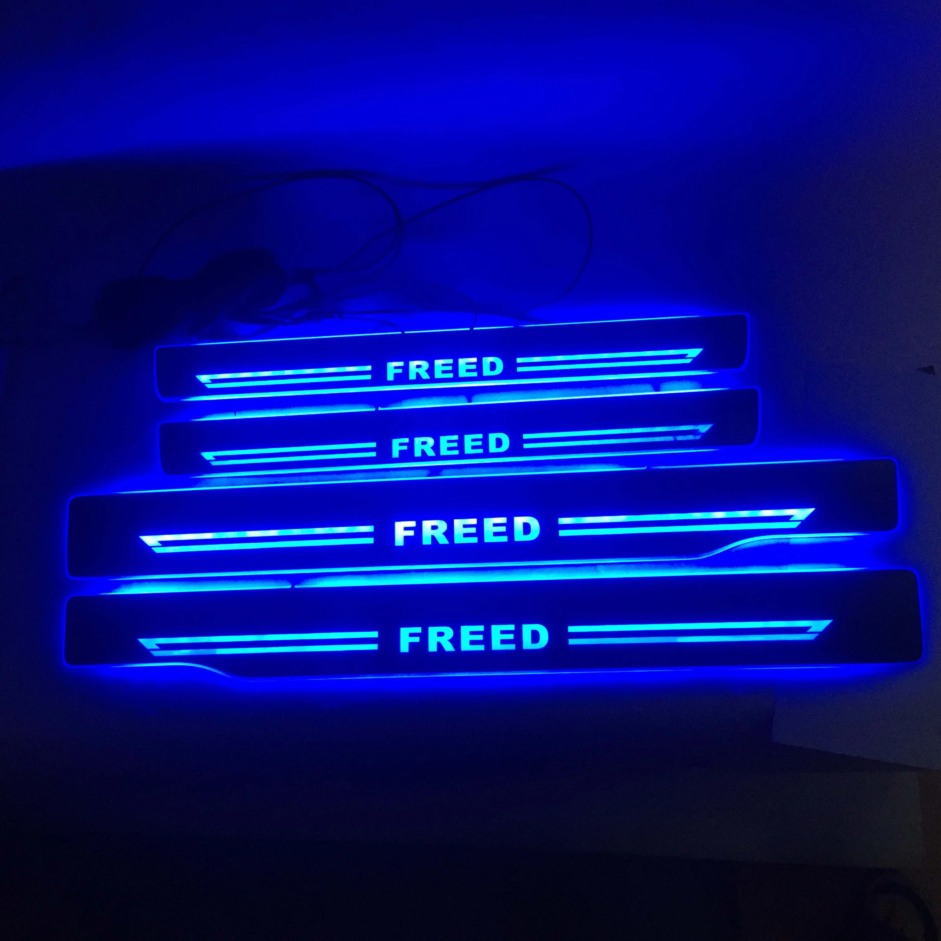 

4pcs/Applicable to FREED Streaming Dynamic LED Lamp Door Welcome Pedal/Dynamic Lighting Vehicle Threshold For freed GB3 GB4