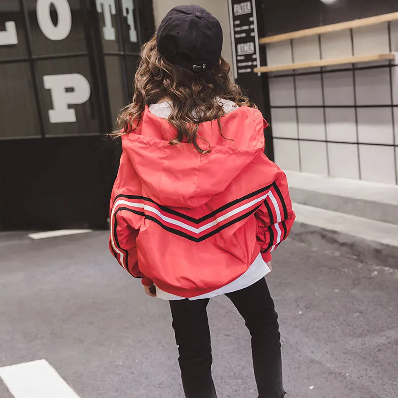 Куртка-бомбер в полоску для девочек модная верхняя одежда активного отдыха