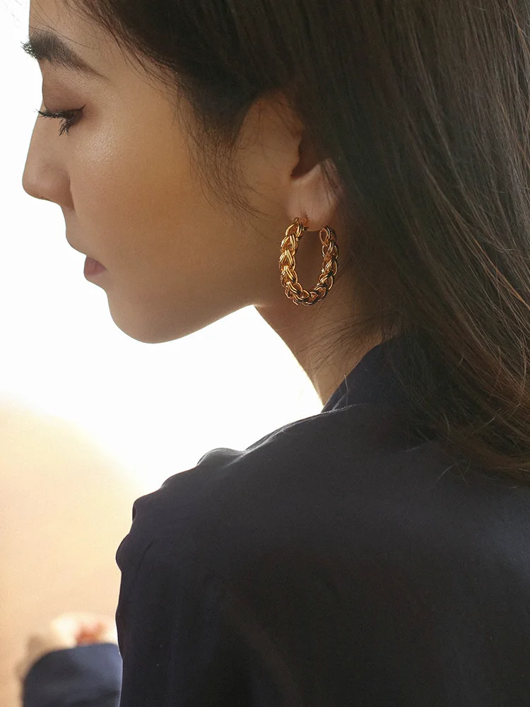 

Brass With 18K Gold Twist Hoop Earrings Women Jewelry Punk Party T Show Gown Runway Rare Top Korean Japan INS Trendy