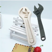 luyou 1pc cake tools spanner scissors silicone fondant molds cake decorating tools pastry kitchen baking accessories fm412