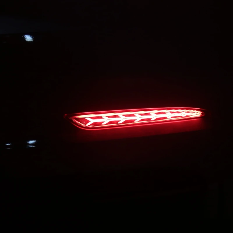 

Rear Bumper Turn Signal Brake Light Modified Tail Light Fog Light for Tesla Model Y 17-21 Tail Light