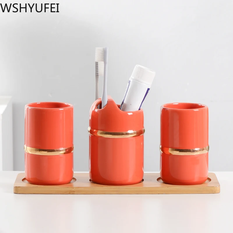 Набор керамических аксессуаров для ванной комнаты в европейском стиле|Наборы