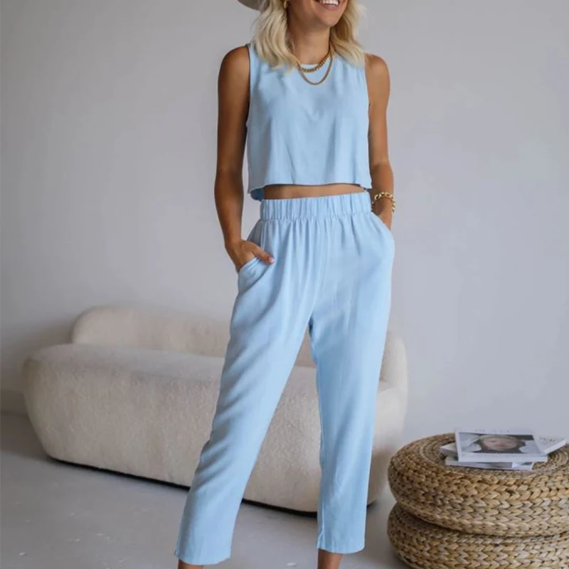 Комплект женский из двух предметов однотонная блузка майка и широкие штаны