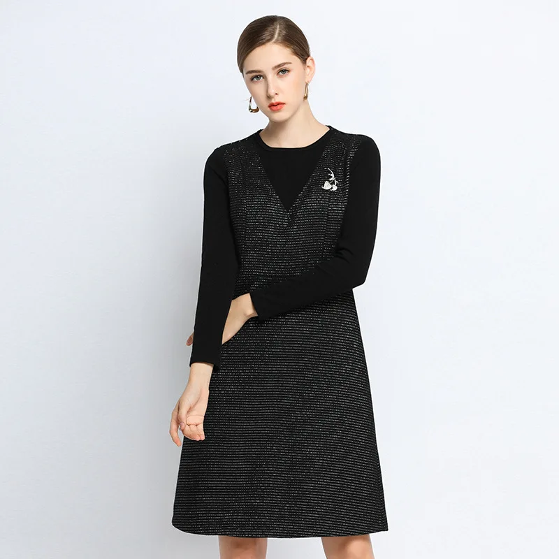 Зимнее платье большого размера 2019 женское черное мягкое приятное для кожи яркое