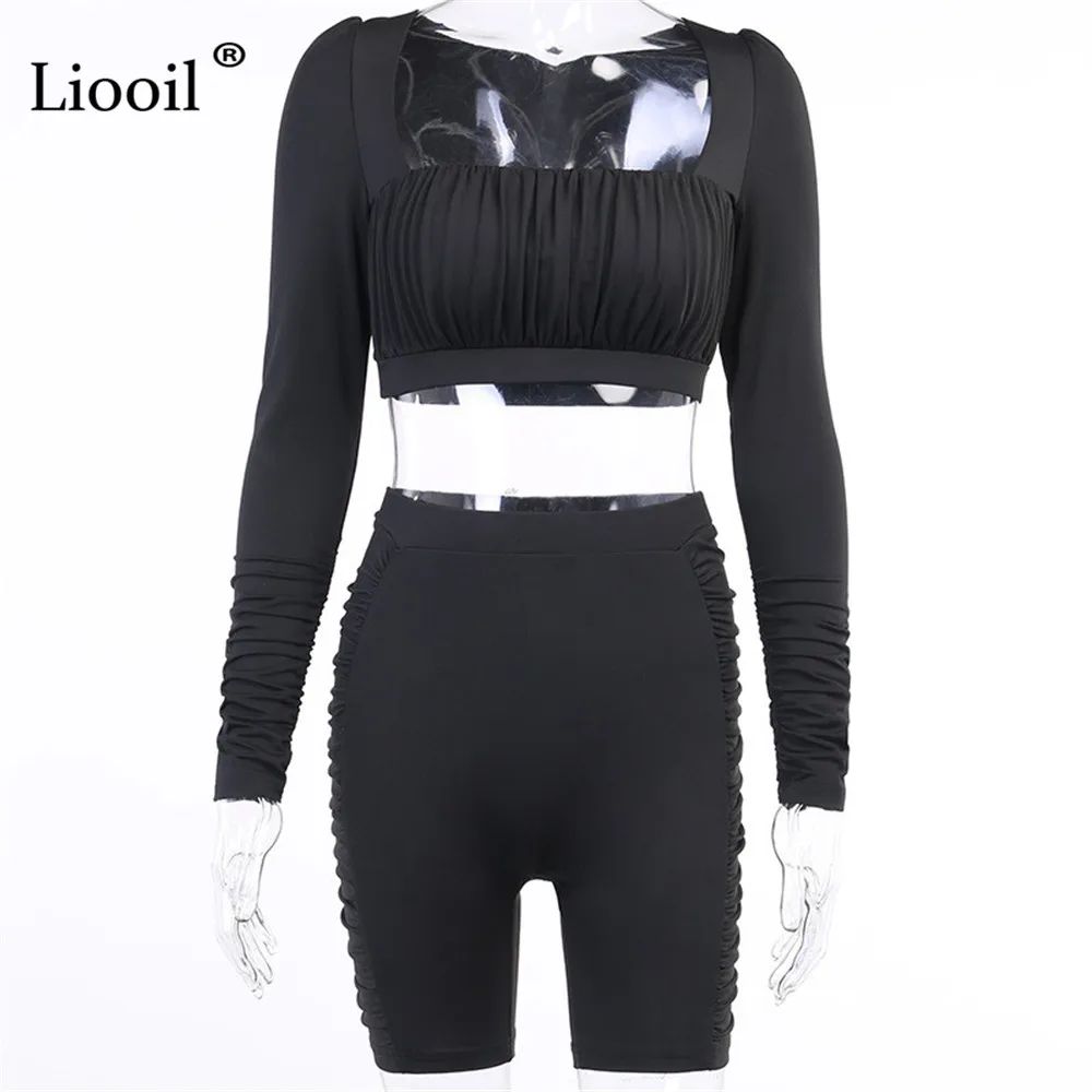 

Liooil Two Piece Ruched Set Sexy Short Tops And Shorts 2021 Long Sleeve Square Collar High Waist 2pcs Women Jogging Suit Sets