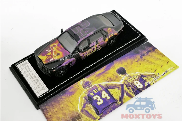 

SmallCarArt 1:64 Rolls Royce Phantom VIII SHAQ'S Kebe MAMBA Forever Limited Diecast Model Car