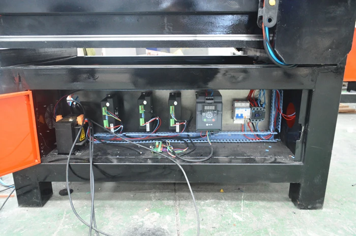 Горячая продажа 0609 небольшой деревообрабатывающий станок 3D фрезерный с ЧПУ для