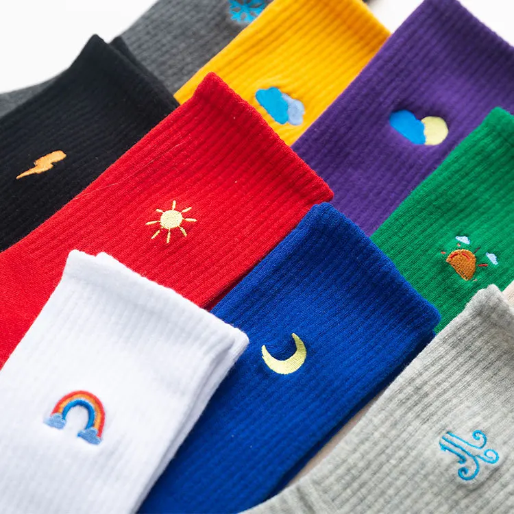 

Socks Female Harajuku Tube Socks Japan and South Korea Ins Embroidery Women's Socks College Style Street Skateboard Socks