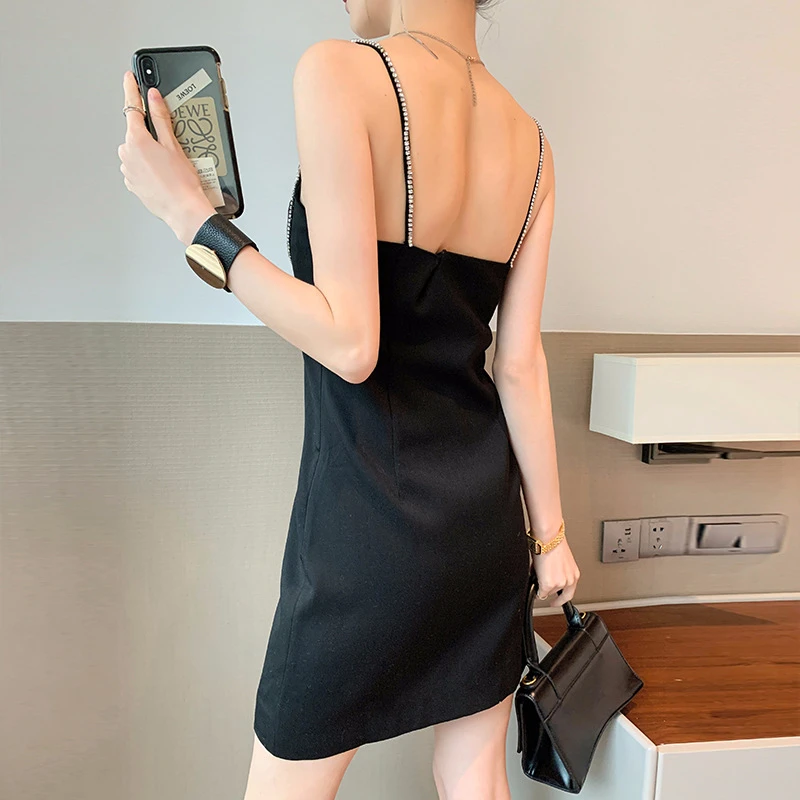 

TWOTWINSTYLE Sexy Diamonds Women Dress Square Collar Spaghetti Strap High Waist Mini Backless Dresses For Female Clothing Tide